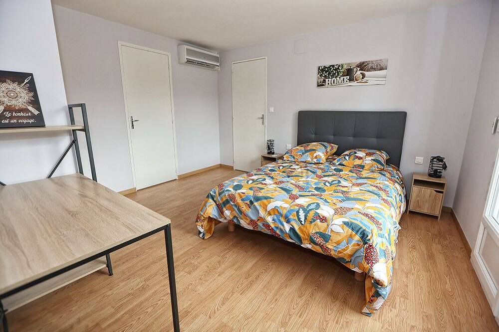 Photo of Bedroom in Albi