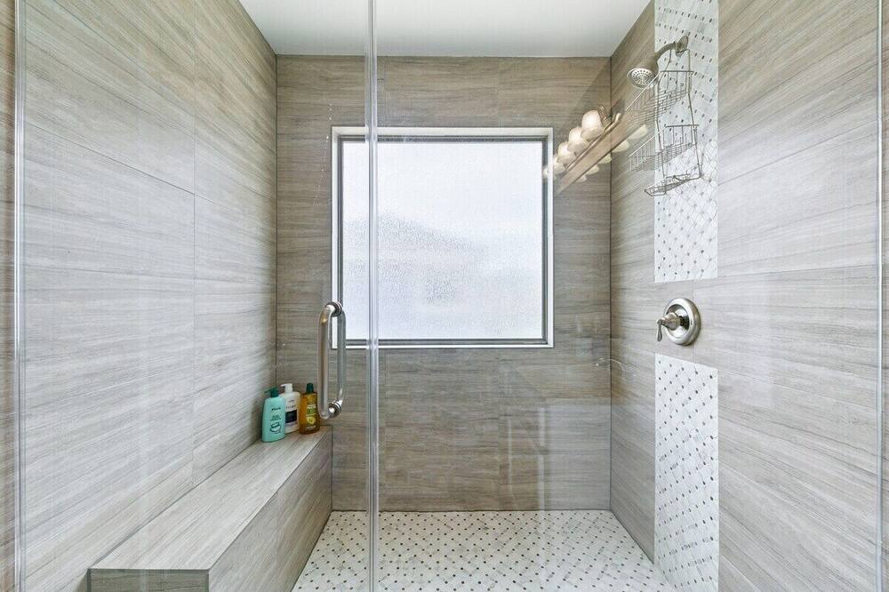 Photo of Bathroom in Shady Acres