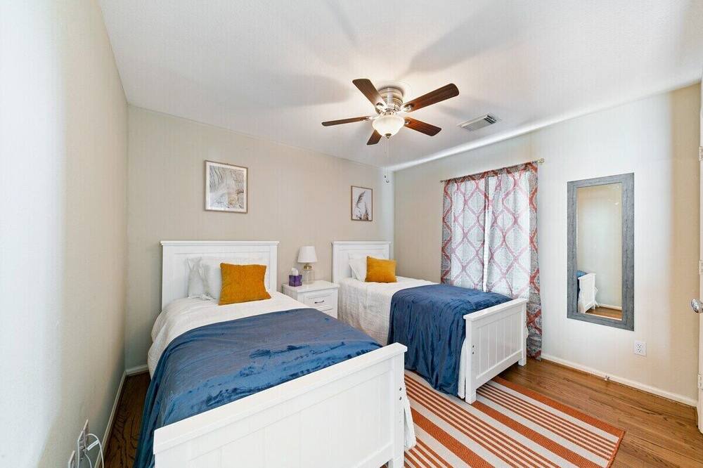 Photo of Bedroom in Shady Acres