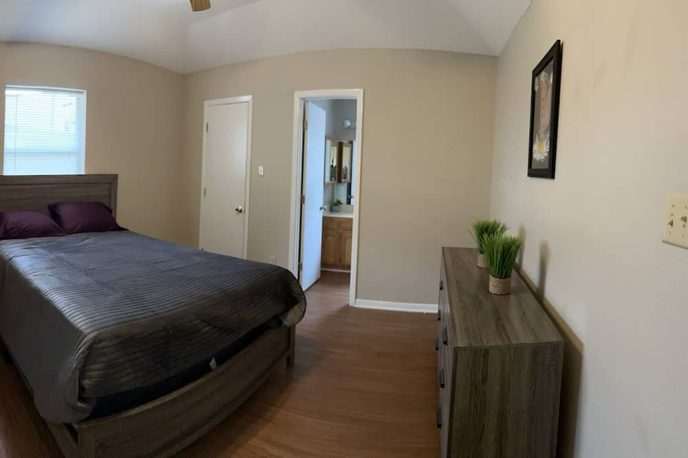 Photo of Bedroom in Stephenville