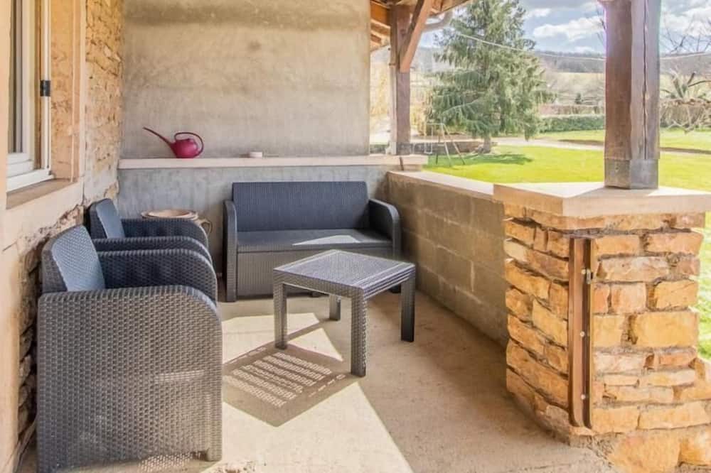 Photo of Patio Balcony in Nanton