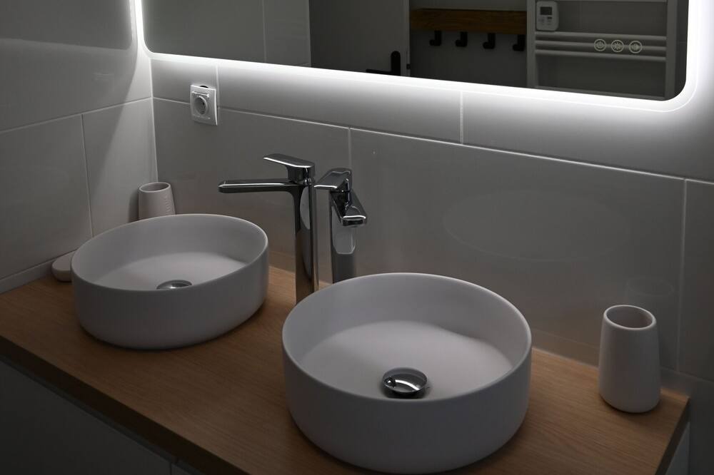 Photo of Bathroom in Ascou