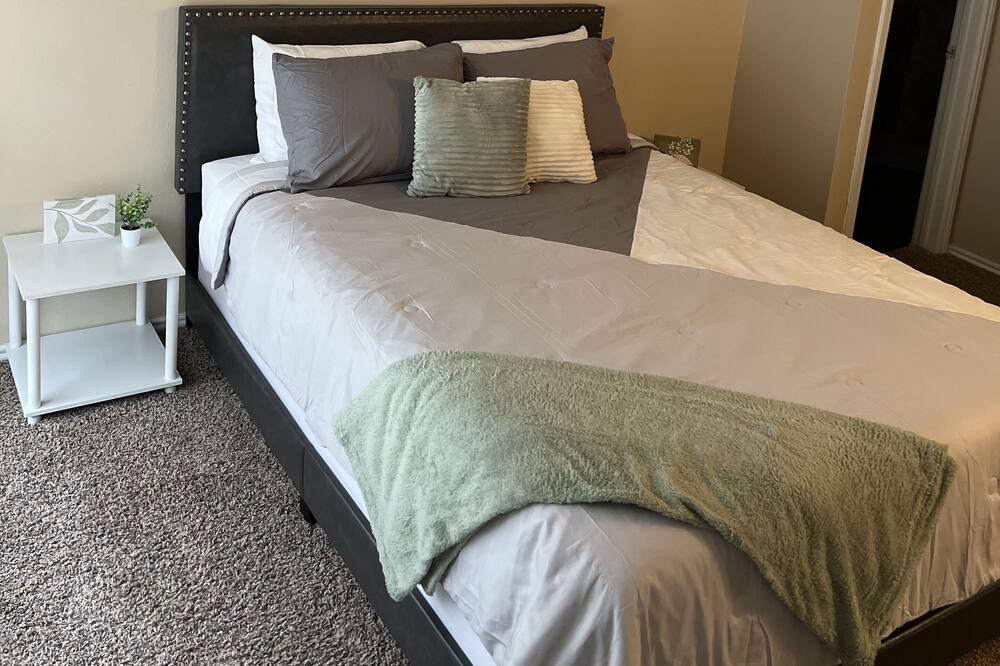 Photo of Bedroom in Harker Heights