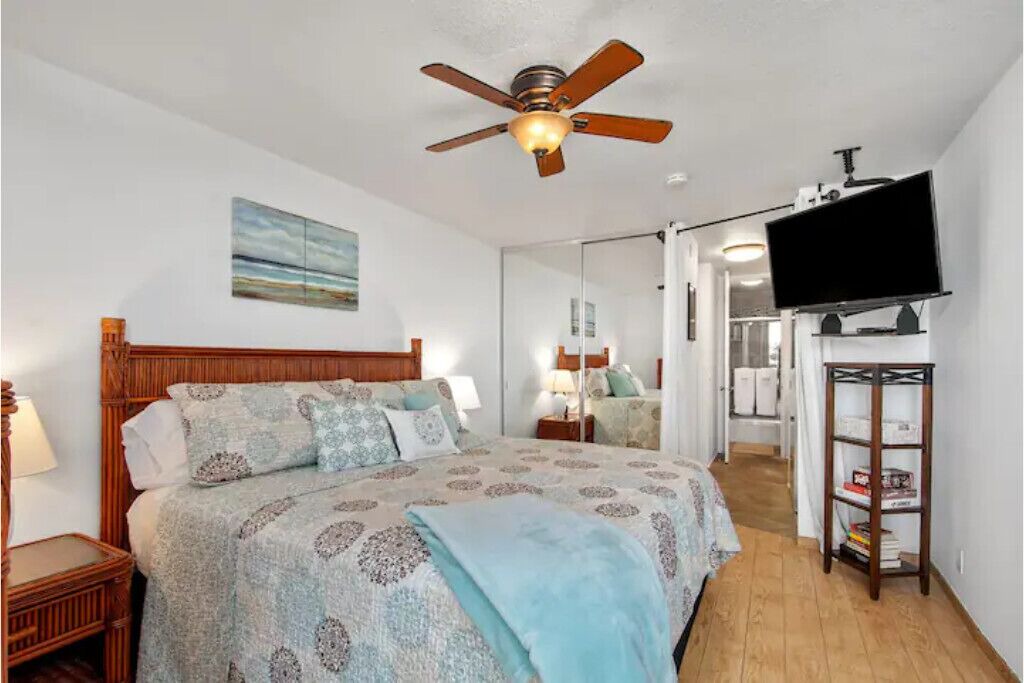 Photo of Bedroom in Oceanside