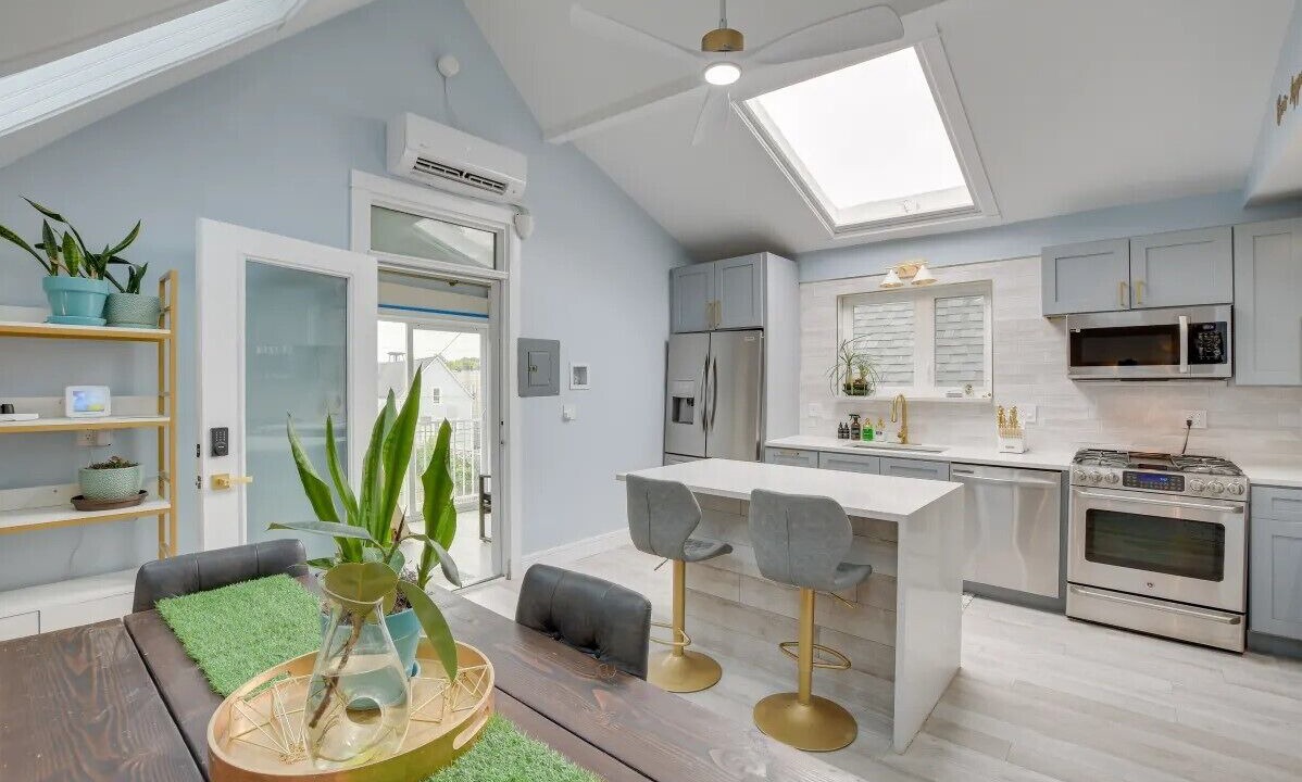 Photo of Kitchen in Logan Square