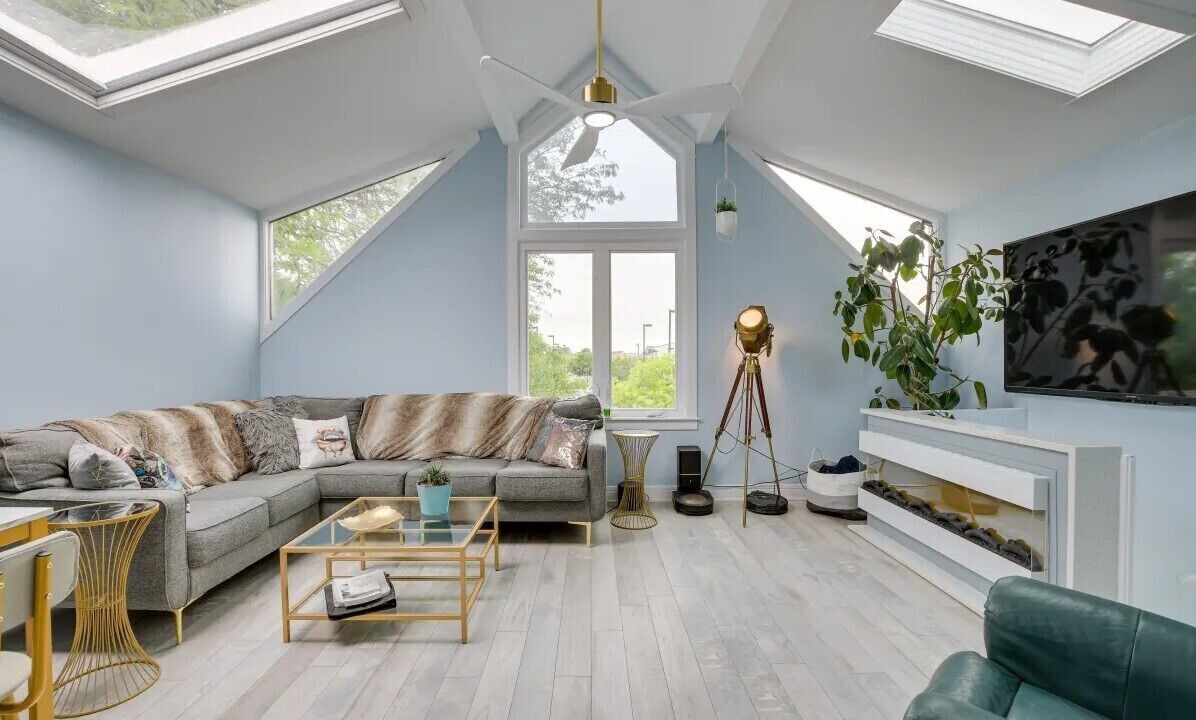 Photo of Bedroom in Logan Square