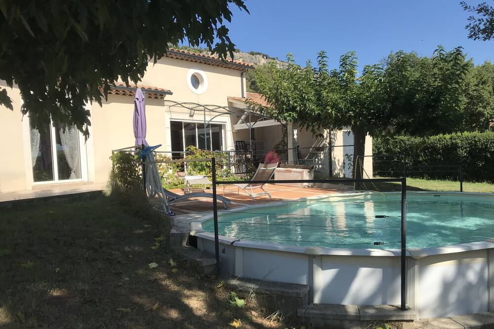 Photo of Outdoor in Chusclan