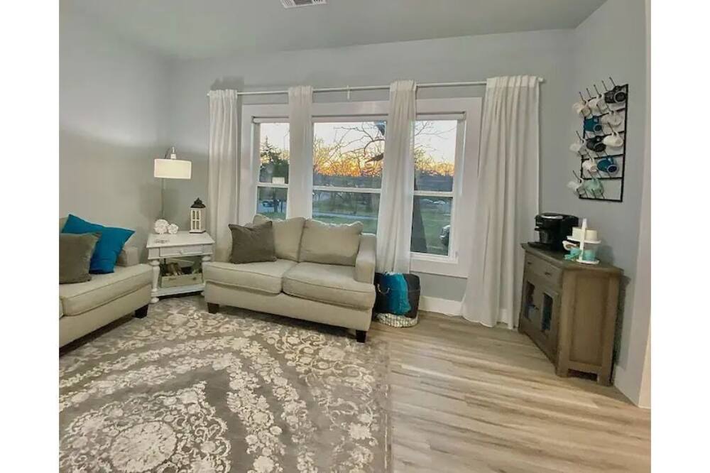 Photo of Livingroom in Denison