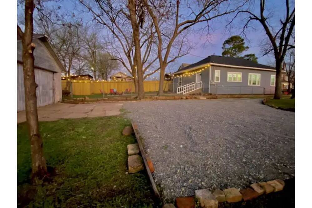 Photo of Outdoor in Denison