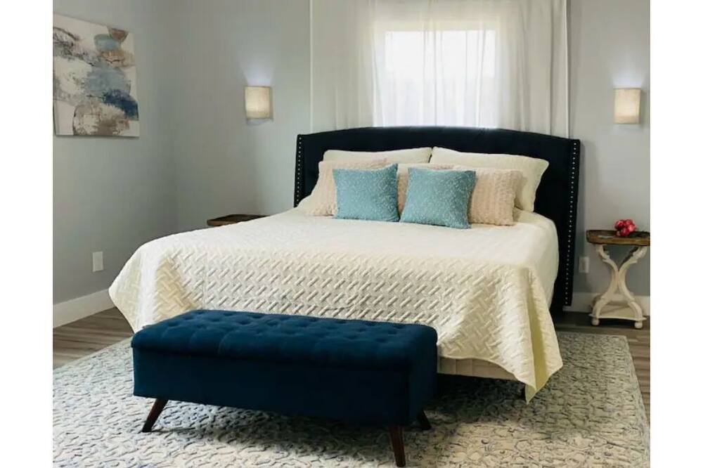 Photo of Bedroom in Denison