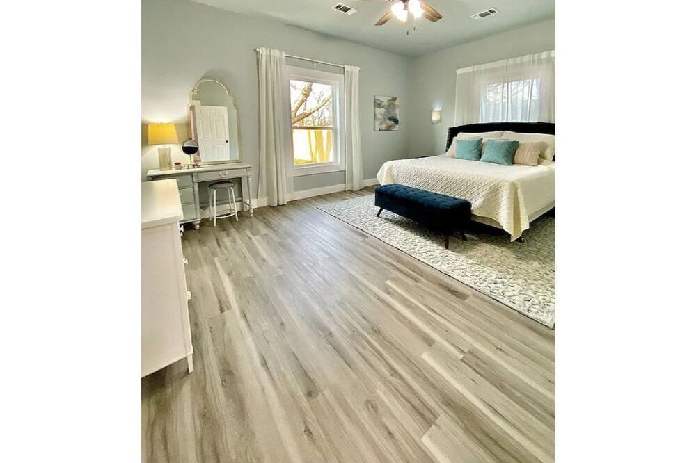 Photo of Bedroom in Denison