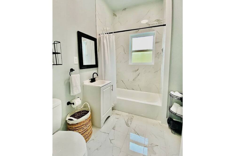 Photo of Bathroom in Denison