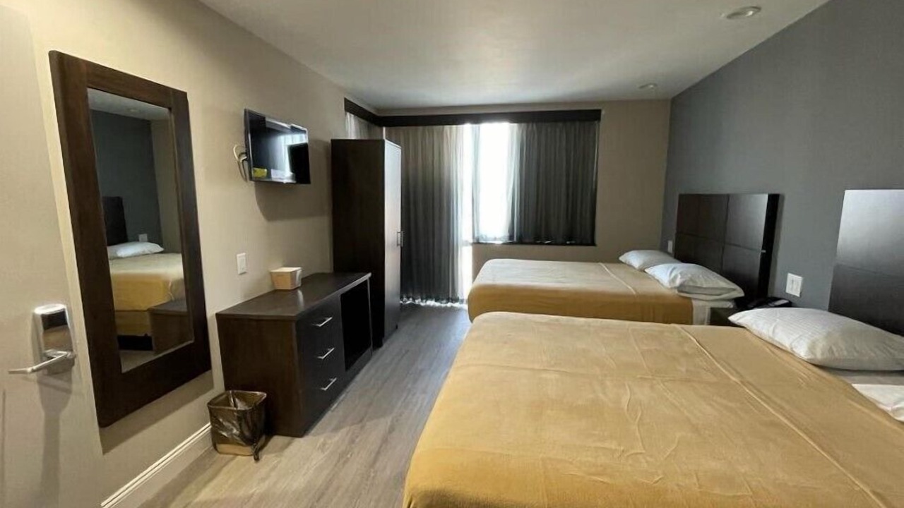 Photo of Bedroom in Baychester