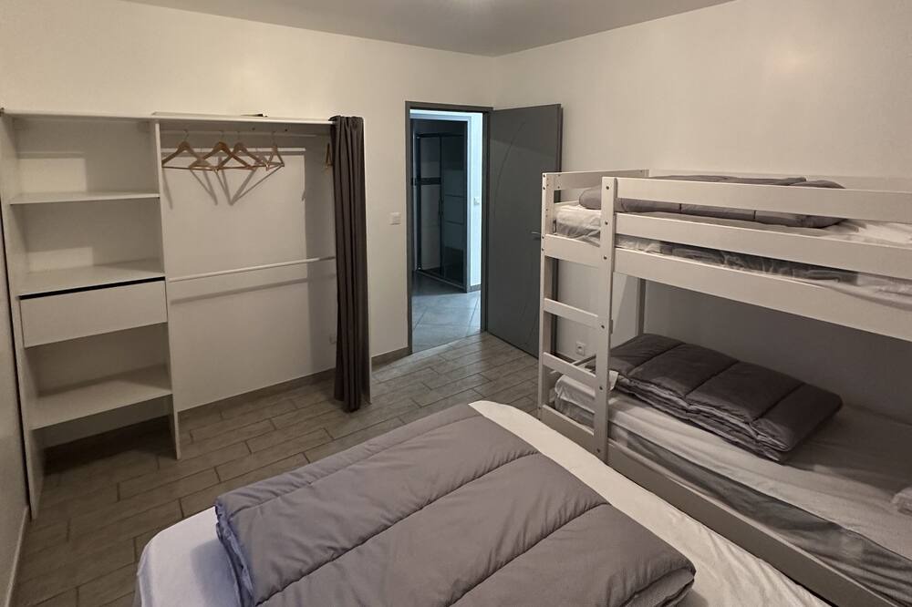 Photo of Bedroom in Chasseneuil-du-Poitou