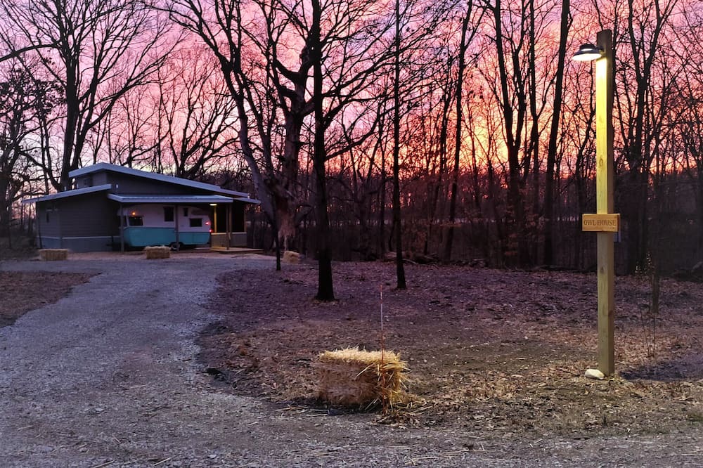 Photo of Outdoor in Armstrong