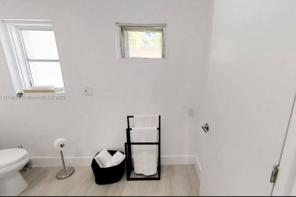 Photo of Bathroom in The Roads
