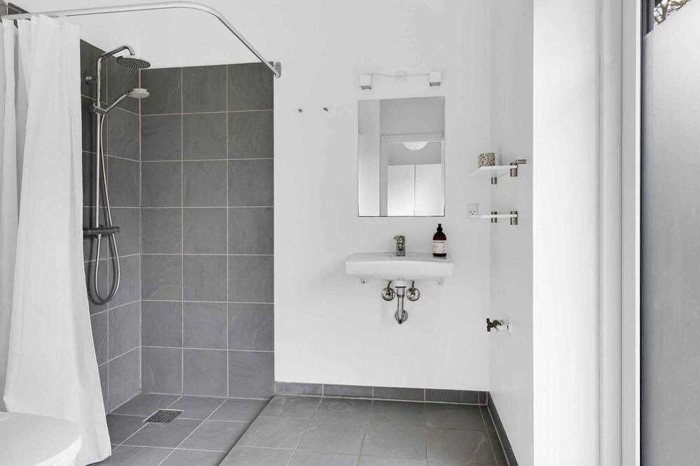 Photo of Others in Horve