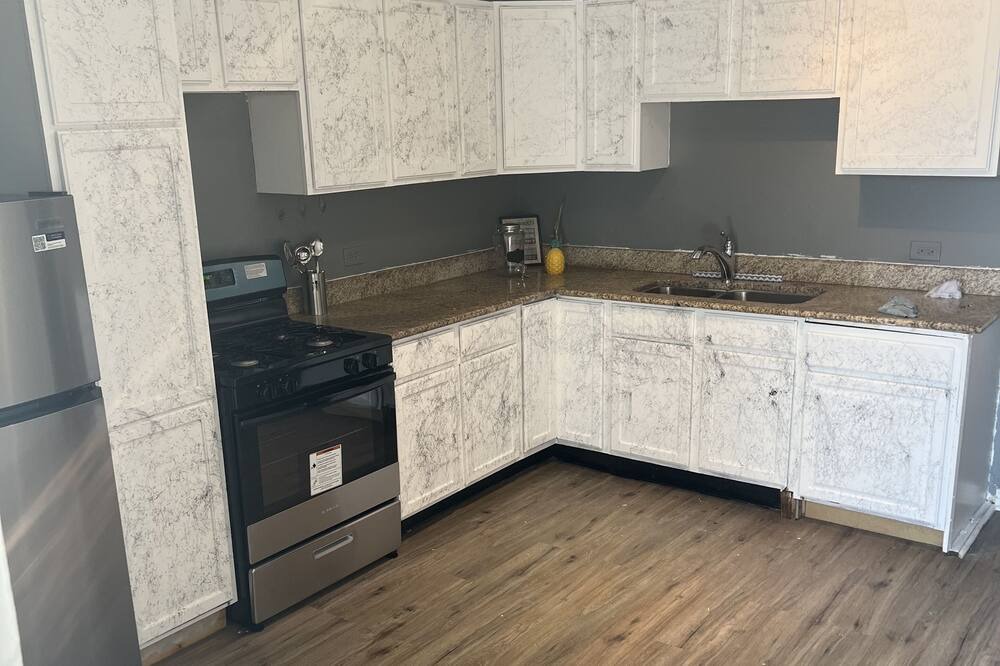 Photo of Kitchen in East Garfield Park