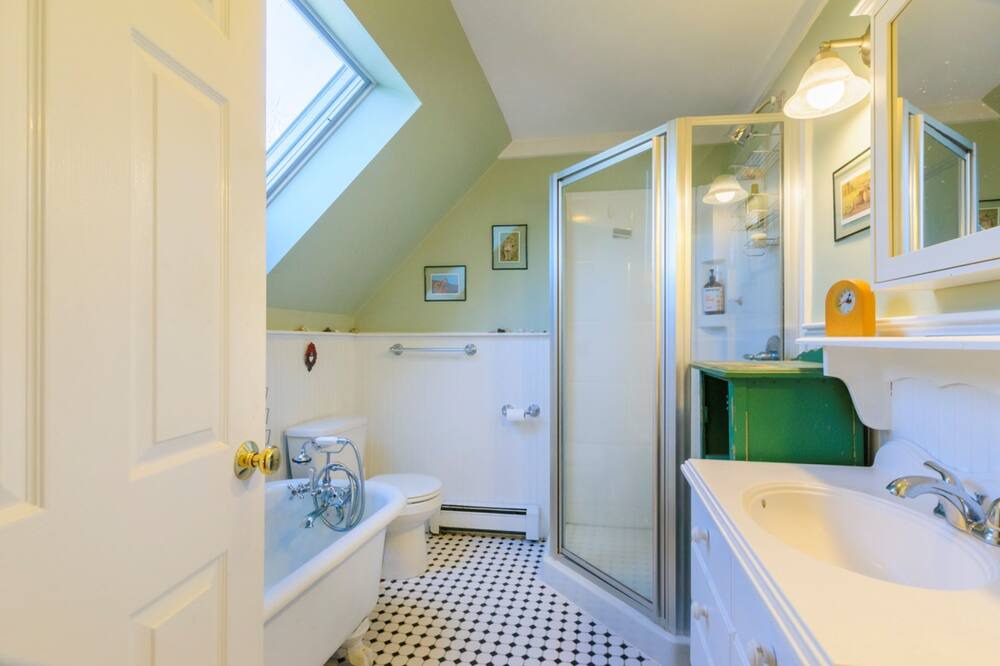 Photo of Bathroom in West Barnstable