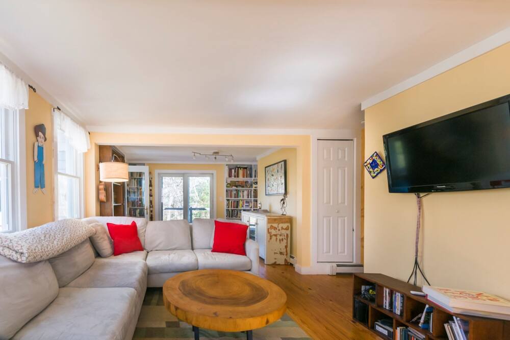 Photo of Bedroom in West Barnstable