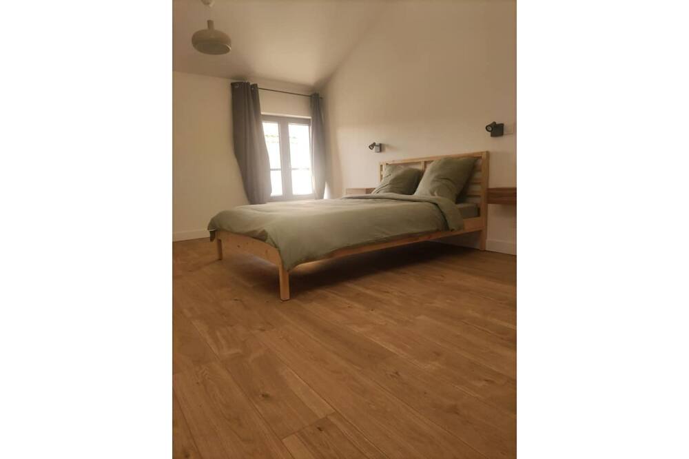Photo of Bedroom in Courthezon