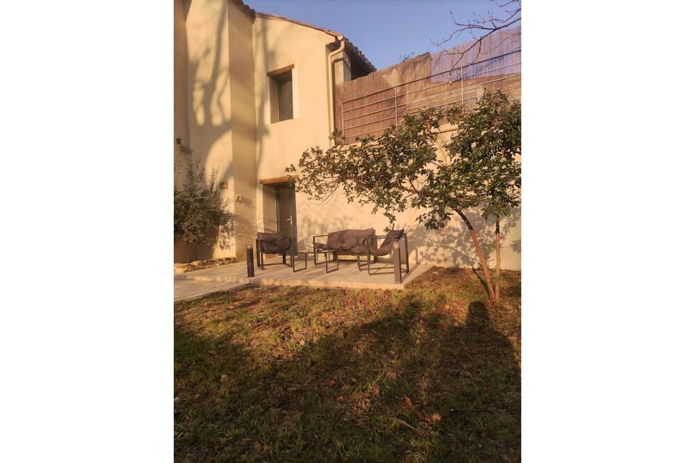 Photo of Outdoor in Courthezon