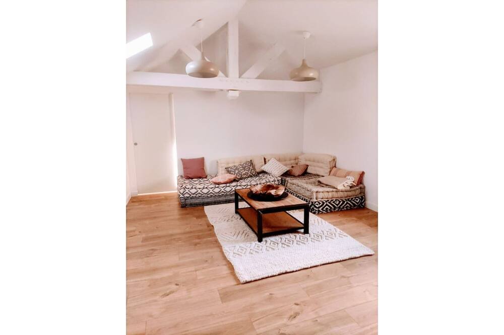 Photo of Livingroom in Courthezon