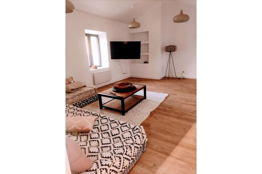 Photo of Livingroom in Courthezon