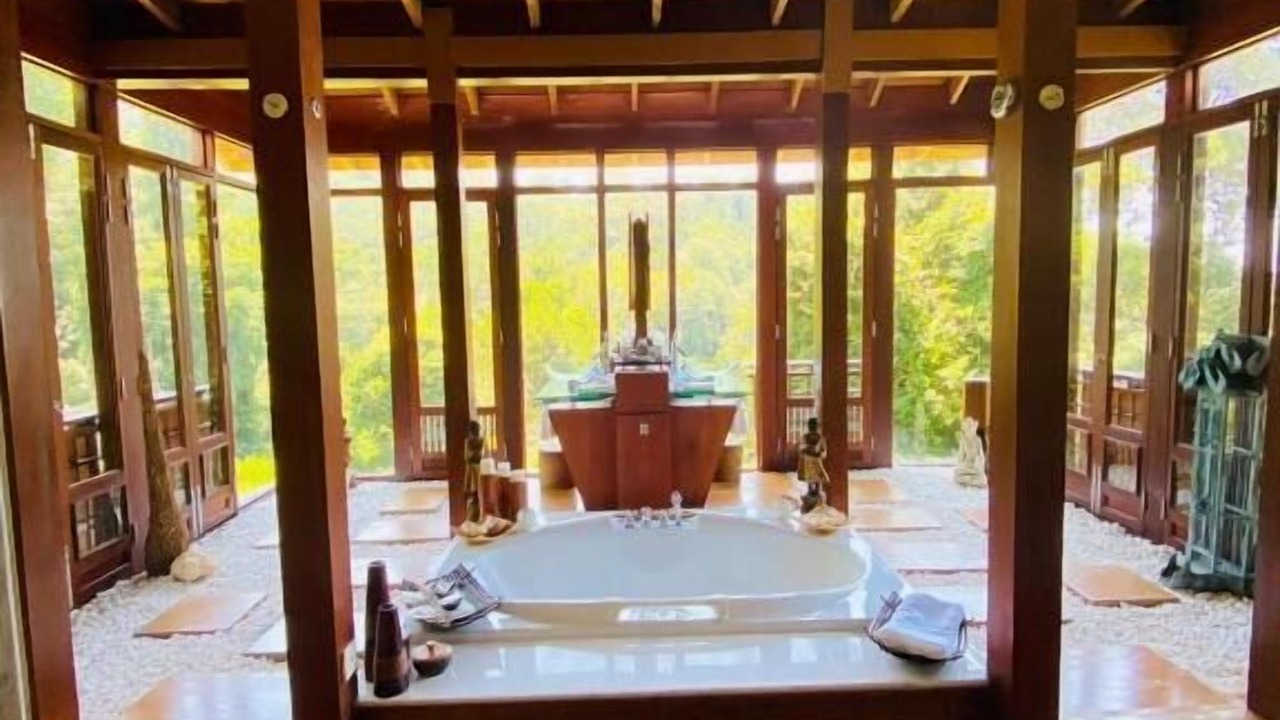 Photo of Bathroom in Padang Matsirat