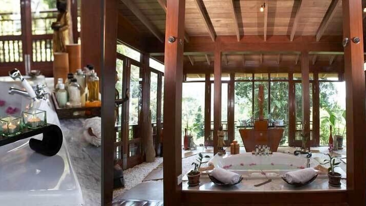 Photo of Bathroom in Padang Matsirat