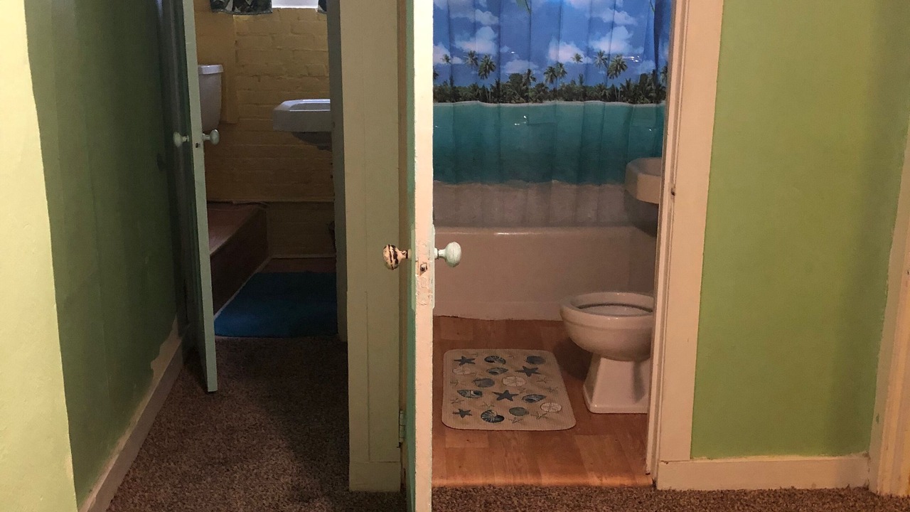 Photo of Bathroom in Cottage Line
