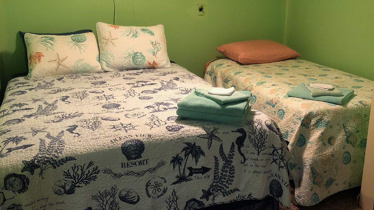 Photo of Others in Cottage Line