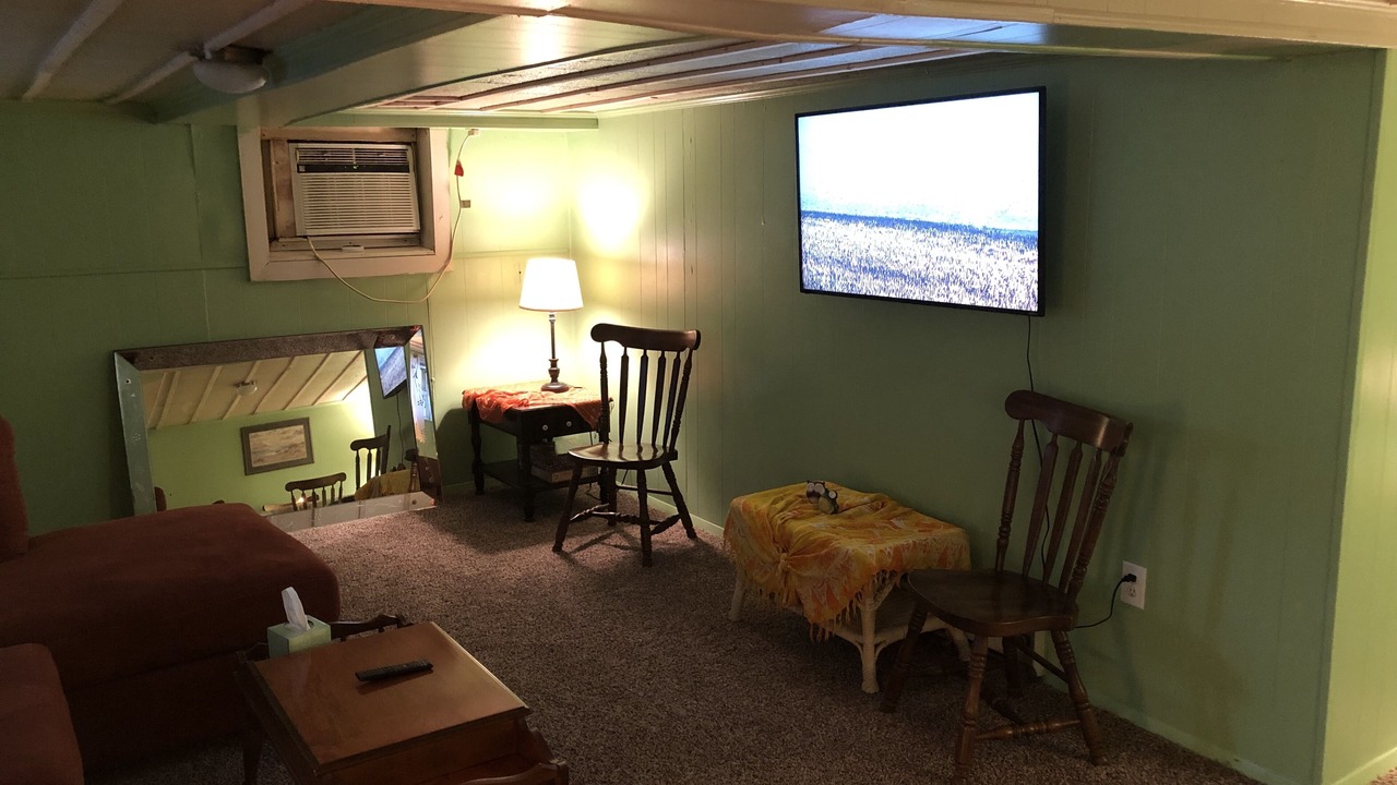 Photo of Others in Cottage Line