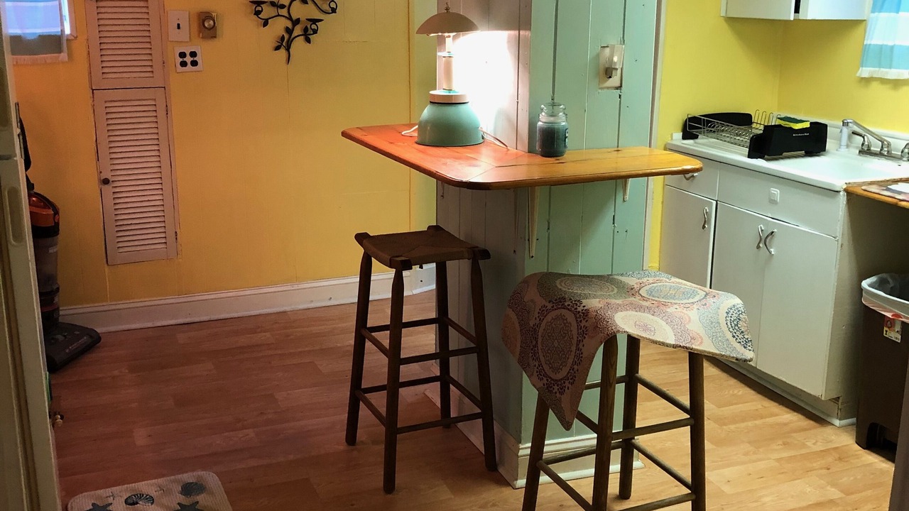 Photo of Others in Cottage Line