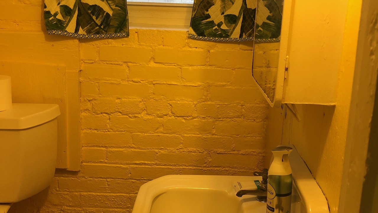 Photo of Bathroom in Cottage Line