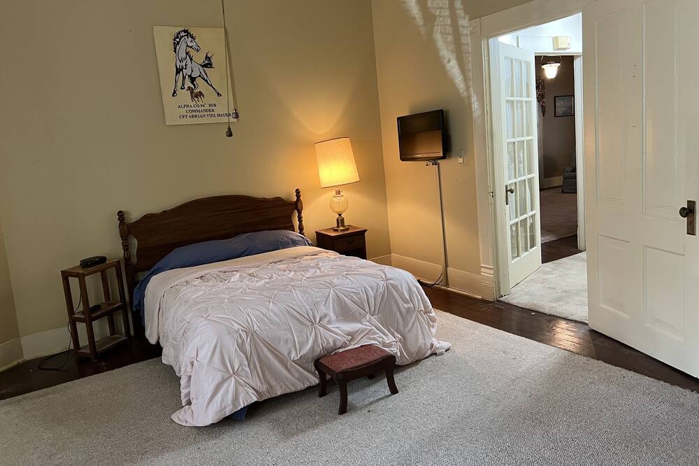 Photo of Bedroom in Quitman