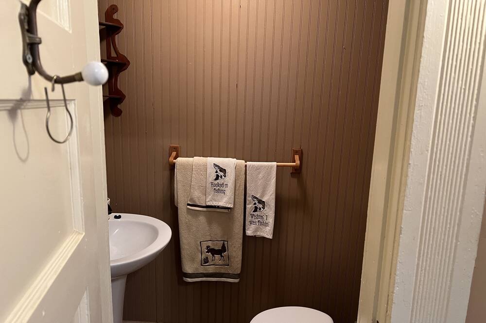 Photo of Bathroom in Quitman