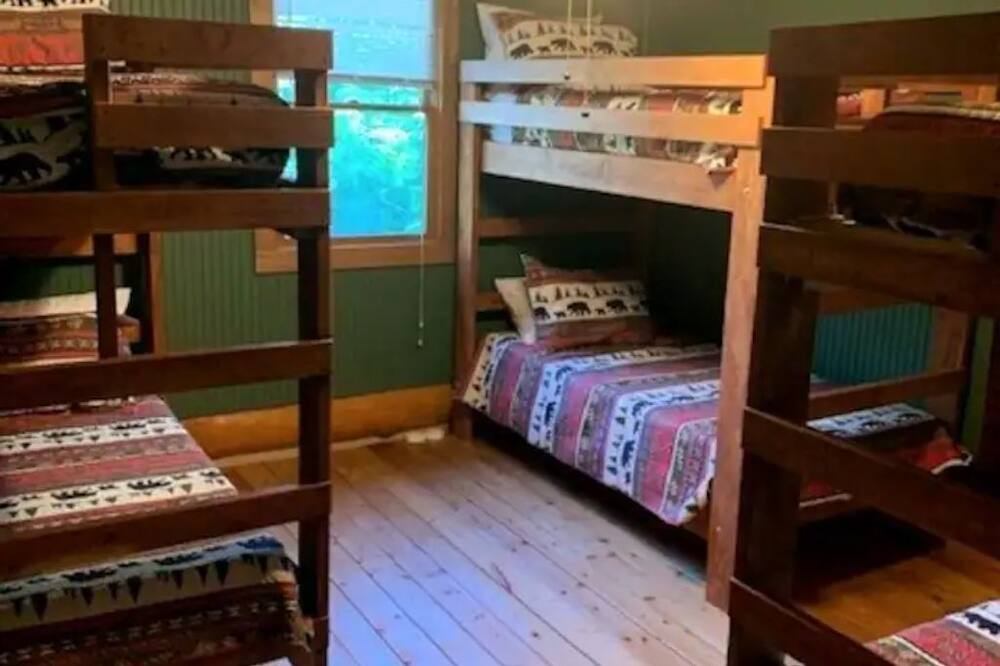 Photo of Bedroom in Craig Creek