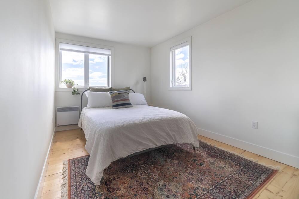 Photo of Bedroom in Boutiliers Point