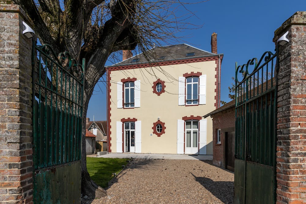 Photo of Outdoor in Boiscommun