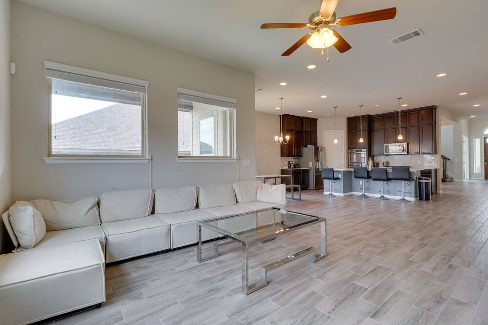 Photo of Livingroom in Cedar Park