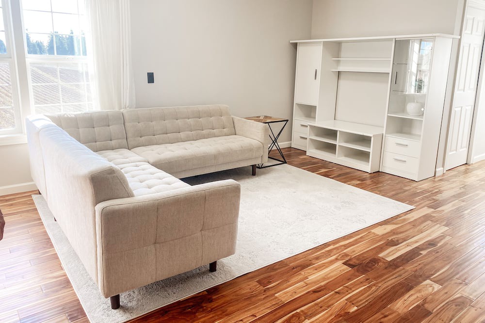 Photo of Livingroom in Brush Prairie