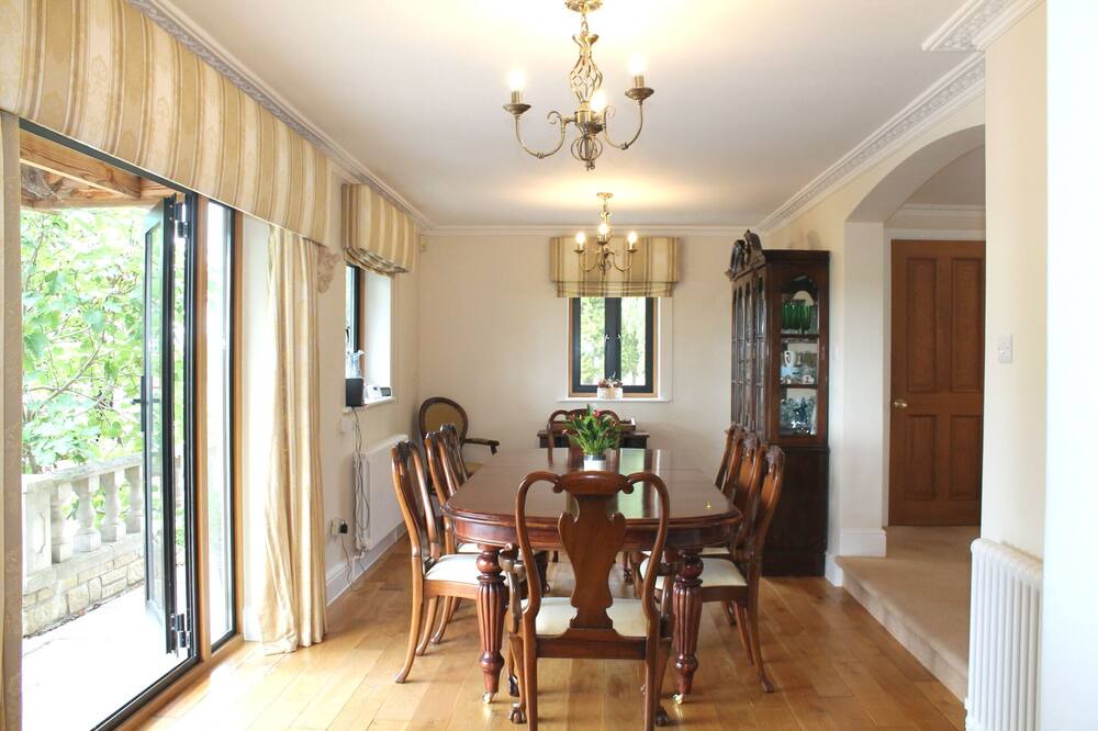 Photo of Livingroom in Bradford-on-Avon
