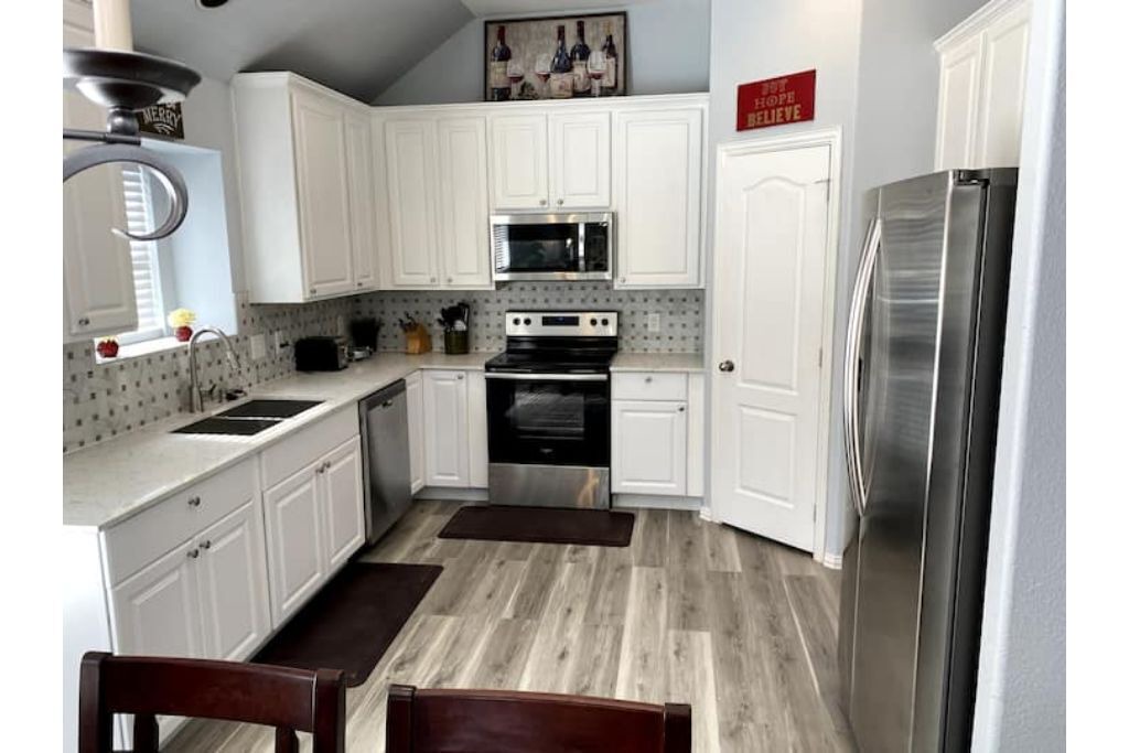 Photo of Kitchen in Lantana