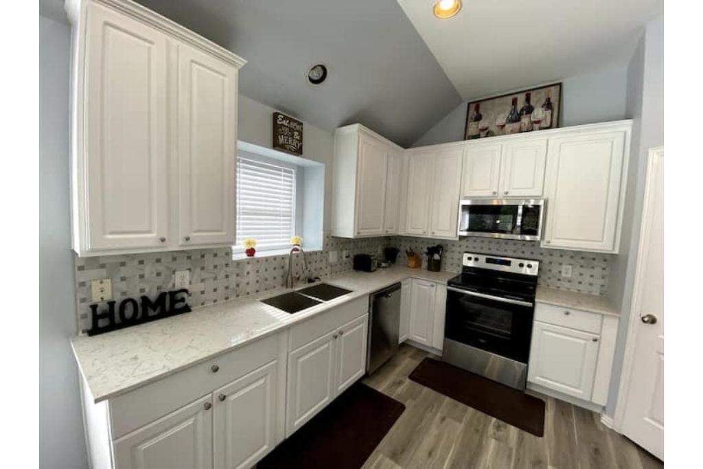 Photo of Kitchen in Lantana