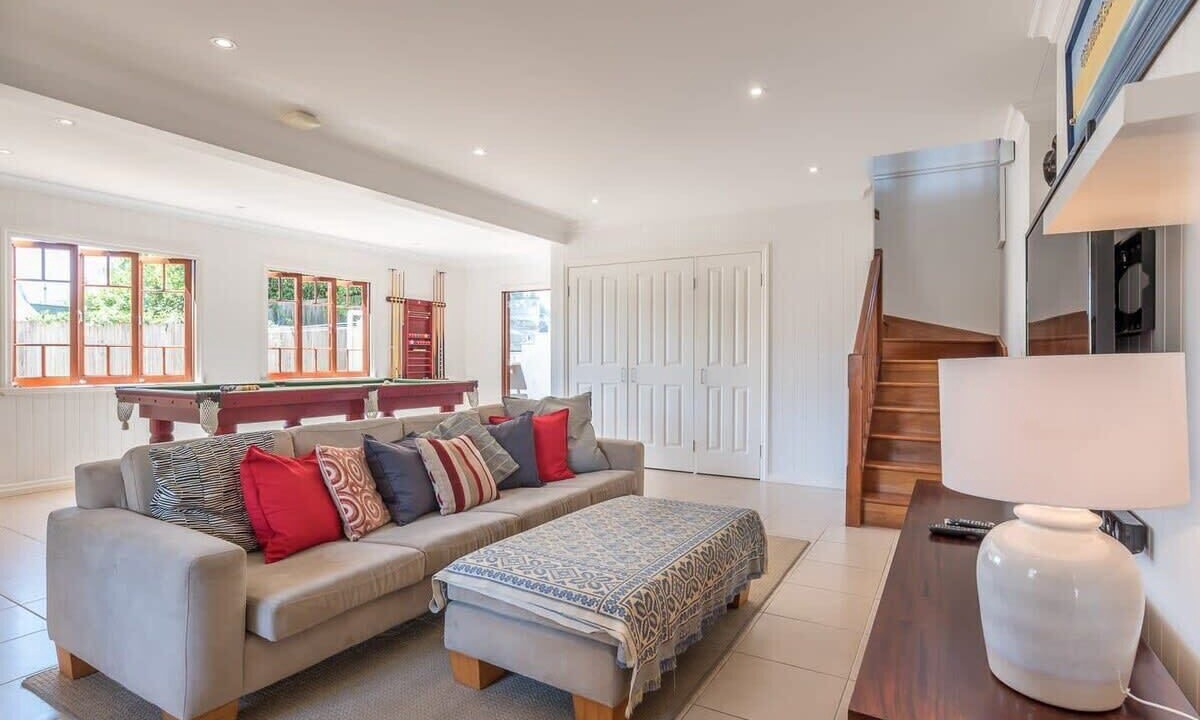 Photo of Others in Bardon