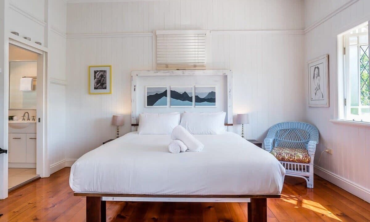 Photo of Others in Bardon