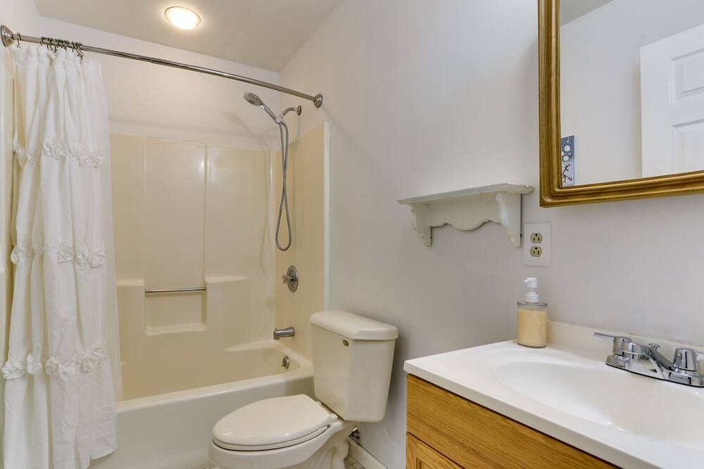 Photo of Bathroom in Middletown