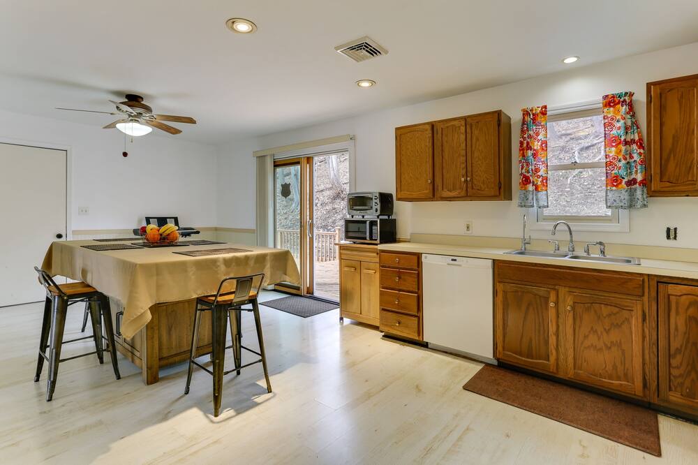 Photo of Others in Middletown