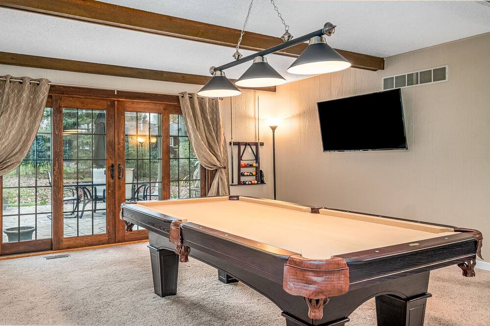 Photo of Bedroom in Elgin